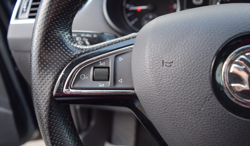 Škoda Octavia 2.0TDI 110kw AMBITION TAŽ NAVI full