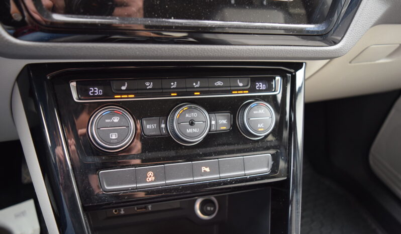 Volkswagen Touran 1.4TSI 110kw HIGHLINE 7M TAŽNÉ full