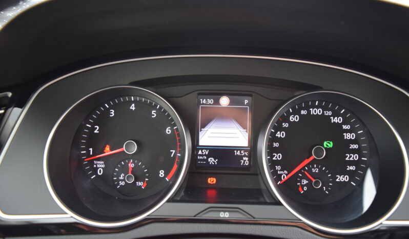 Volkswagen Passat Variant 1.5TSI 110kw BUSINESS BMT NAVI full
