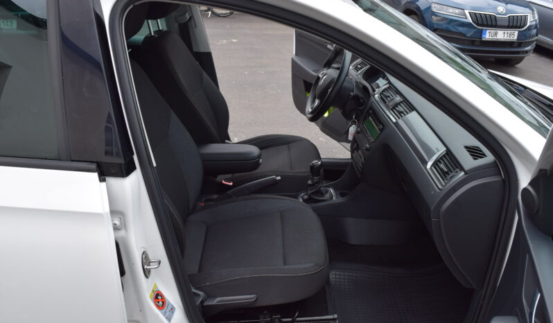 Škoda Rapid 1.2TSI 77kw AMBITION NÍZKÉ KM full