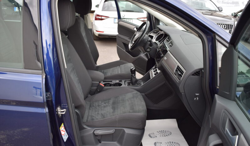 Volkswagen Touran 1.4TSI 110kw CLBMT 7MÍST NAVI full