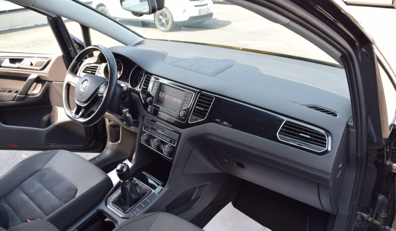 Volkswagen Golf Sportsvan 1.4TSI 92kw CLBMT TAŽN KAM APP full