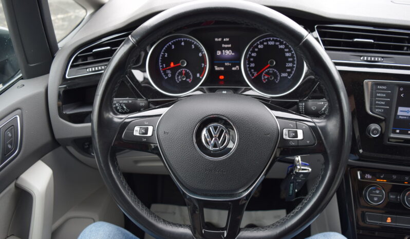 Volkswagen Touran 1.4TSI 110kw HIGHLINE 7M TAŽNÉ full