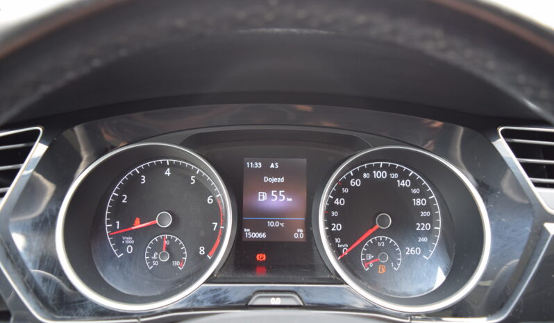 Volkswagen Touran 1.4TSI 110kw HIGHLINE TAŽ LED full