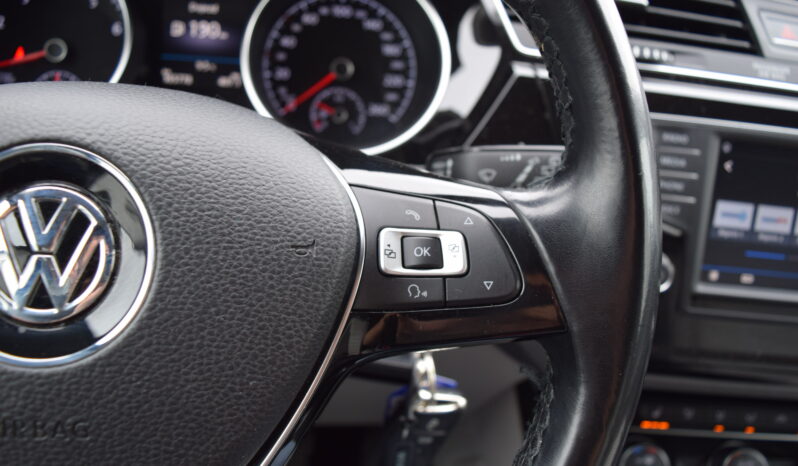 Volkswagen Touran 1.4TSI 110kw HIGHLINE 7M TAŽNÉ full