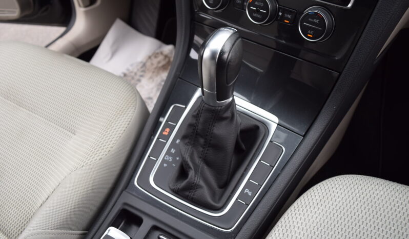 Volkswagen Golf Variant 1.5TSI 110kw STYLE DSG PÁDLA full