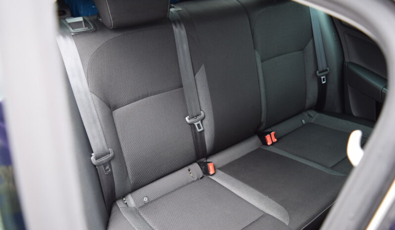 Škoda Rapid 1.2TSI 77kw AMBITION NÍZKÉ KM full