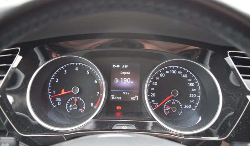 Volkswagen Touran 1.4TSI 110kw HIGHLINE 7M TAŽNÉ full