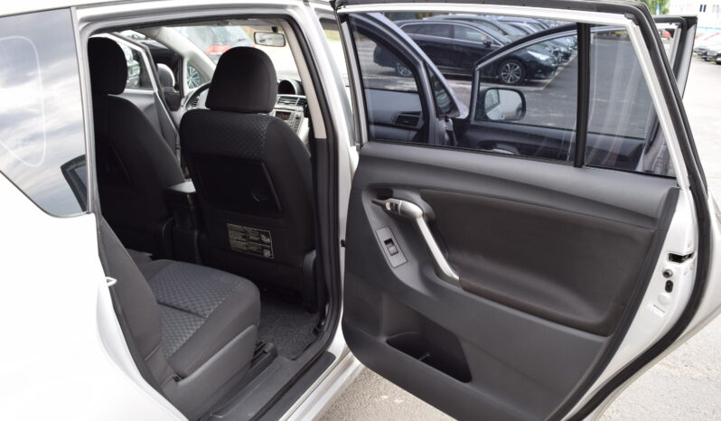 Toyota Verso 1.8VVT-i 108kw HIGH AC TEMPOMA full