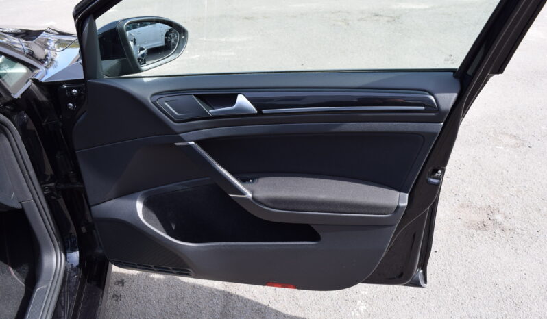 Volkswagen Golf 1.4TSI 92kw 7.5 FACELIFT LED full