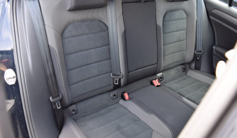 Volkswagen Golf 1.4TSI 92kw CLBMT LED NAVI TOP full