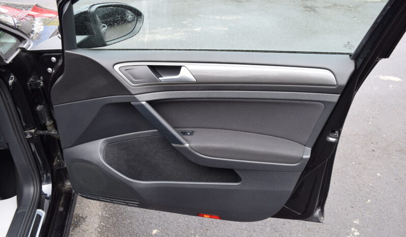 Volkswagen Golf 1.5TSI 96kw IQ.DRIVE NAVI ACC full