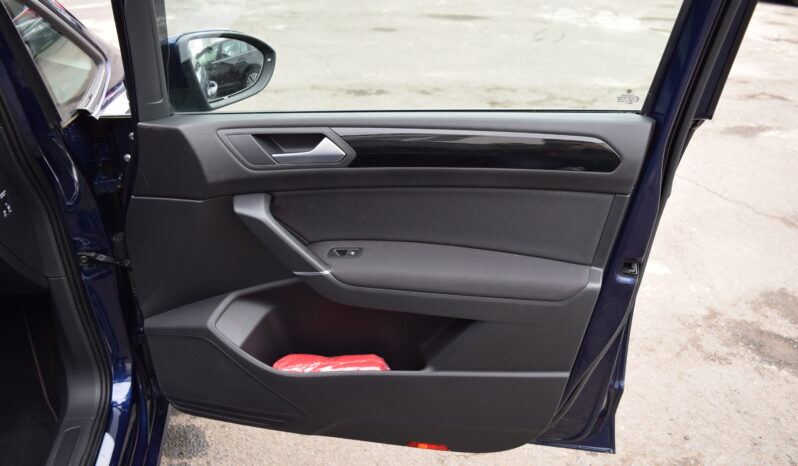 Volkswagen Touran 1.4TSI 110kw CLBMT ED. SOUND full