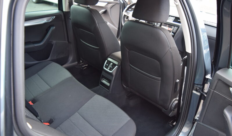 Škoda Octavia 2.0TDI 110kw AMBITION TAŽ NAVI full