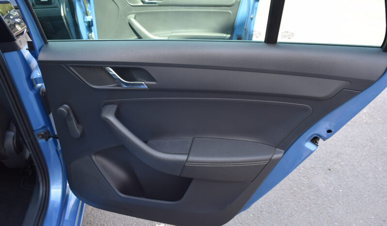 Škoda Rapid 1.2TSI 81kw AMBITION PANO OPS full