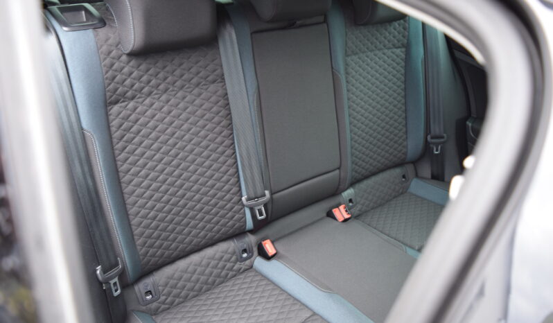 Volkswagen Golf 1.5TSI 96kw IQ.DRIVE NAVI ACC full