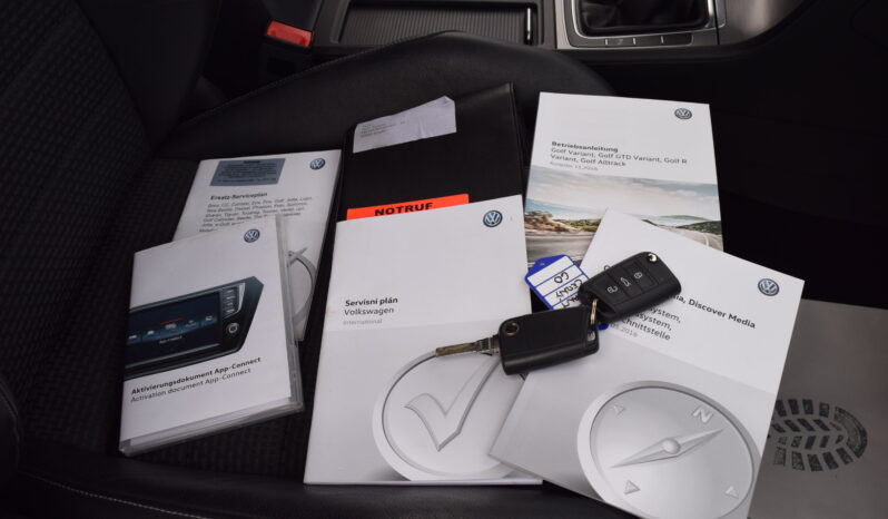 Volkswagen Golf Variant 1.4TSI 92kw CLMBMT DSG KAMERA full