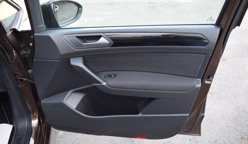 Volkswagen Touran 1.4TSI 110kw COMFORTLINE 7MÍST full