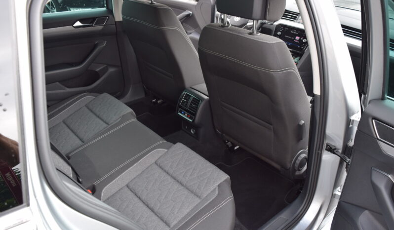 Volkswagen Passat 1.5TSI 110kw COMFORTLINE LED full