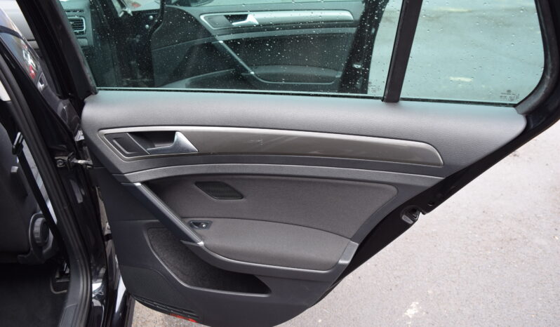 Volkswagen Golf 1.5TSI 96kw IQ.DRIVE NAVI ACC full