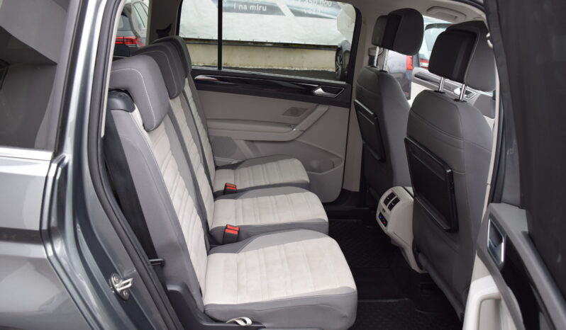 Volkswagen Touran 1.4TSI 110kw HIGHLINE 7M TAŽNÉ full