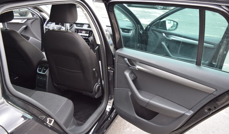 Škoda Octavia 2.0TDI 110kw SOLEIL TAŽNÉ LED full
