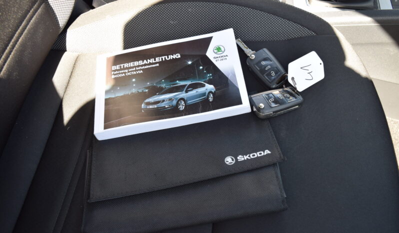 Škoda Octavia 1.5TSI 110kw AMBI VÝHŘEV NAVI full
