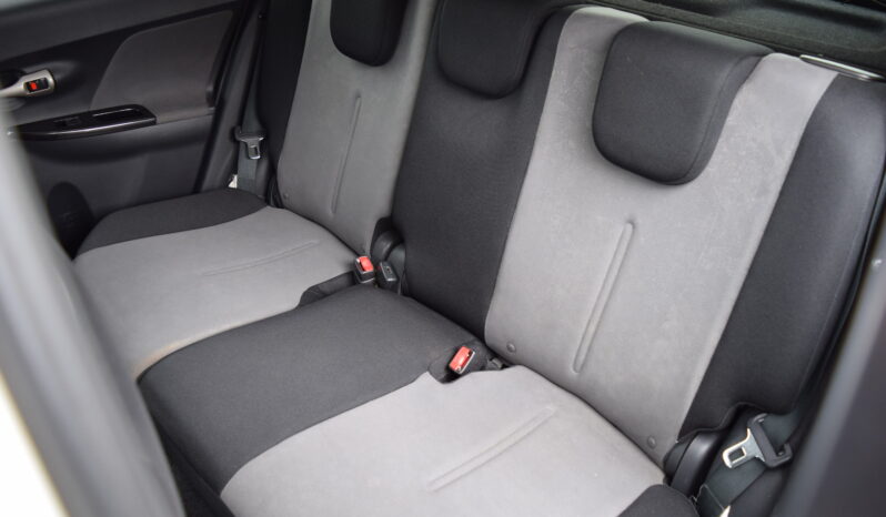 Toyota Urban Cruiser 1.4 66kw D4D AWD SOL-HIGH full