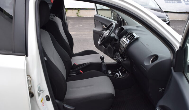 Toyota Urban Cruiser 1.4 66kw D4D AWD SOL-HIGH full