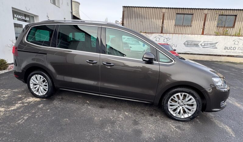 Volkswagen Sharan 2.0TDI 110kw 7MÍST TAŽNÉ BIXEN full