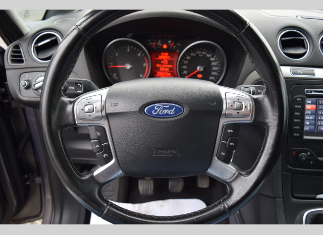 Ford Galaxy 2.0TDCi 100kw TITANIUM 7MÍST full