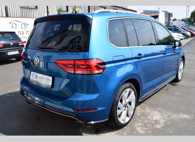 Volkswagen Touran 2.0TDI 110kw R-line LED ASSIST full