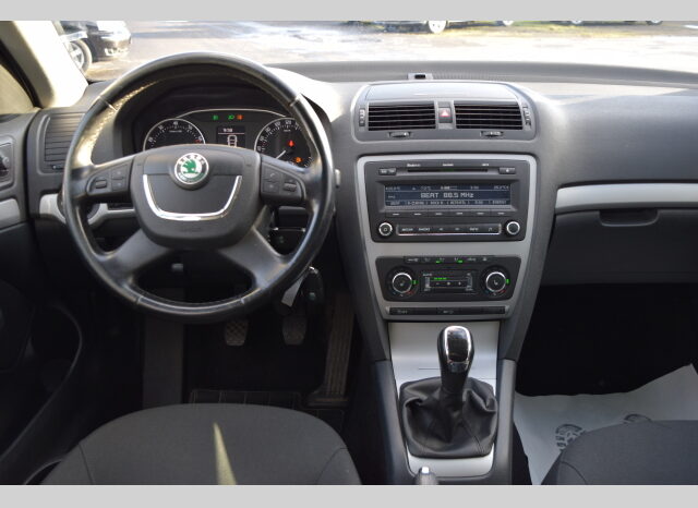 Škoda Octavia 1.4TSI 90kw ELEGANCE XENON TOP full